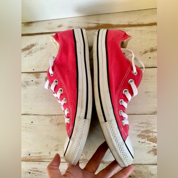 Converse All Star Dark Pink Low-Top Sneakers - Unisex women’s sz 10 men’s 8 EUC - Picture 8 of 13